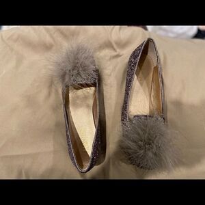 🪅🪅Kennth Cole Glitter ballet flat with Pom Pom